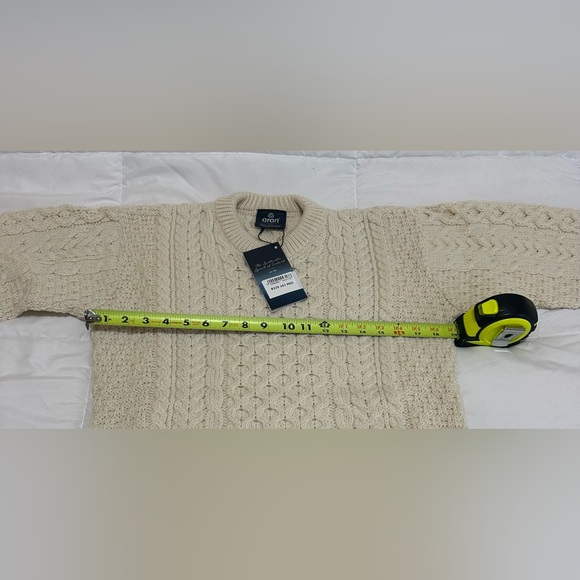 New Men's 100% Merino Wool Honeycomb Stitch Traditional Aran Sweater - Picture 3 of 4